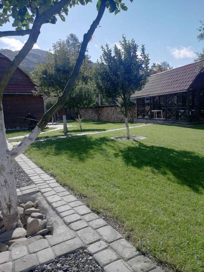 Зачаровані Карпати, Воловець Esterno foto